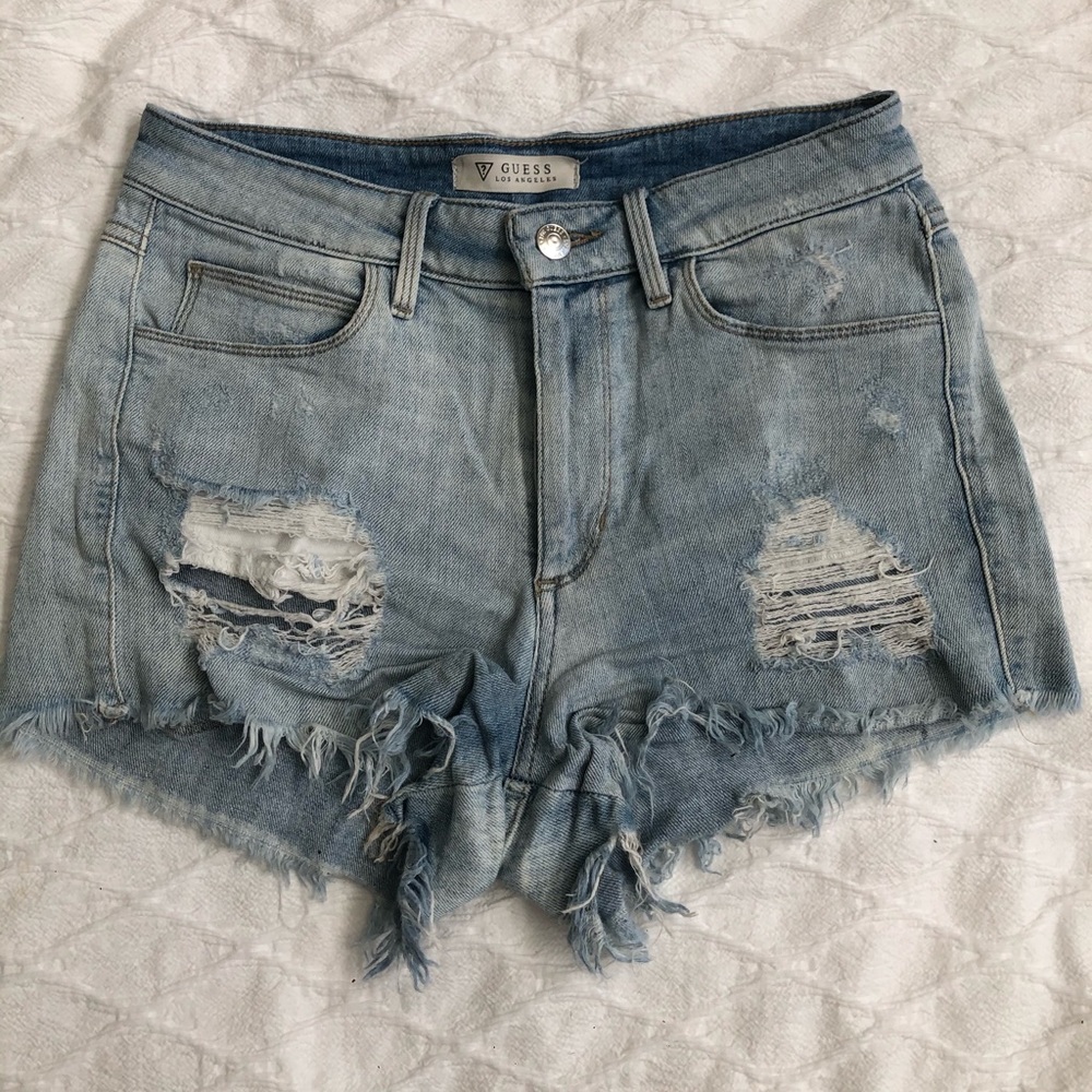 guess Shorts Size 26 Women